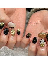 アパートメント(Appartement)/牛柄×ブラック×ゴールドミラー