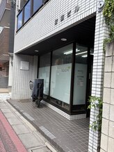 ルーム(ROOM)/綾瀬駅西口から1分の路面店