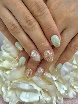 ディーネイル 京橋(D-nail)/足立/キラキラ×鮮やかグリーン