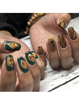 ネイルズビー 国府店(Nail's be)/派手ネイル