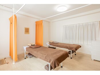 ロータス(LOTUS)/店内