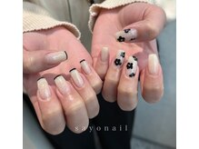 ロミー(Rommy)/モノトーンお花ネイル