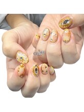 グローネイルズ(Glow Nails)/