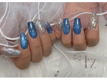 ネイル ジーズ(nail ziez)の写真/【長さ出し×自爪!長さがバラバラでも大丈夫♪】実力派スタッフがいるziezだからできる技術で美しい指先に!