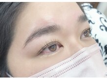 スリー(THREE)/ラッシュリフトまつ毛パーマ