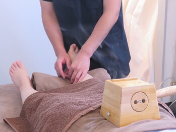 高田鍼灸カイロプラクティック/鍼灸施術で身体もポカポカに