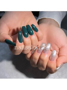 ジュア(Jua)/グリーン×マグネットネイル