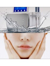 スキンラボ 新宿(@SkinLabo)/水光肌リフティング★ナノ超音波