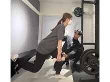 フレッチャ(FRECCIA)/ブルガリアンスクワット