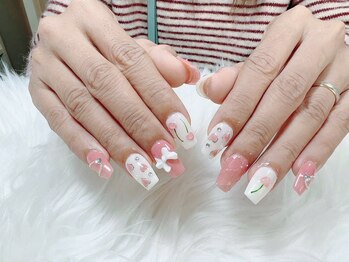 ズンビーネイル(Zunbee nail)/ネイルチップ取り付け