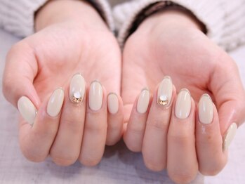 ラルネイル 大宮(Lull. nail)/＊ベージュ＊Ｖカット＊