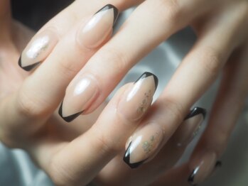 トリネブランシ ネイルアトリエ(Trinebranci._Nail Atelier)の写真/【華奢魅せ*長さだし】韓国&ワンホンネイルに欠かせない長さだし×うるツヤカラーで見惚れる上品な手元に◇