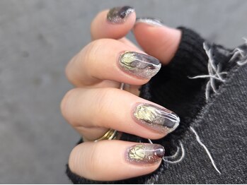 ネイルサロン ユーズ(USE.)/GOLDニュアンスdesign
