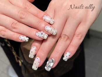 ネイルズアリー 立川店(Nails ally)/ドット×ビジュー×スクエア×海