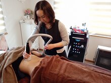 メディセル施術風景