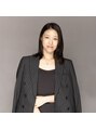 ドットリセット(.RESET) 地元の広島では、モデル活動や、テレビに出たりもしていました。
