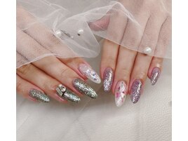 ギャリッターでキラキラネイル☆