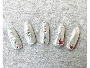 サ◯宝石風ネイル