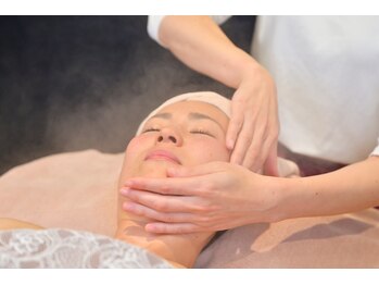 サニーハンド(Sunnyhand)/毛穴ケア後は浸透力アップ!