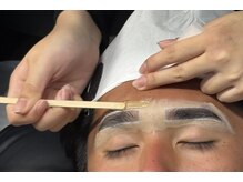 ゴリラアイブロウ 仙台店の雰囲気（黄金比から導く、自然で美しい眉へ◎）
