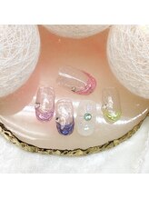 ベリー(berry)/定額¥7500 お花とミラーフレンチ