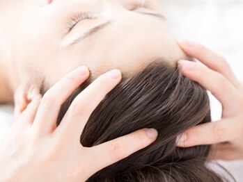 エステティックサロン マーレ(ESTHETIQUE SALON mare)の写真/【オールハンド背面アロマ&フェイスデコルテ】古民家の隠れ家で心ほどける120分。五感で癒しのひととき◎