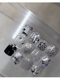 foot / jewelry ball