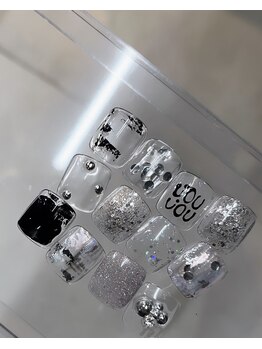 foot / jewelry ball