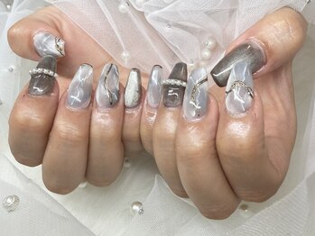 サロン ダイアナ(SALON DIANA)の写真/予算に合わせて選べる◎シンプル系～アート系まで幅広く!カラー,デザインも豊富にご用意♪イベント前にも◎