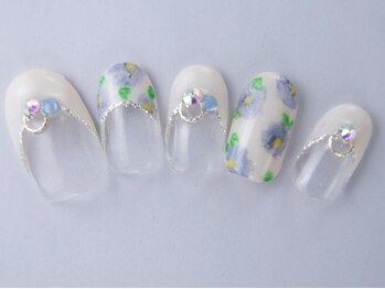 ネイルサロン ドレリッチ 大宮店(drerich)/ガーリー小花柄