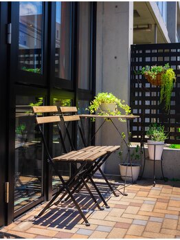 ポーラ 北浦和店(POLA)/店舗前のテラス席でお寛ぎ下さい