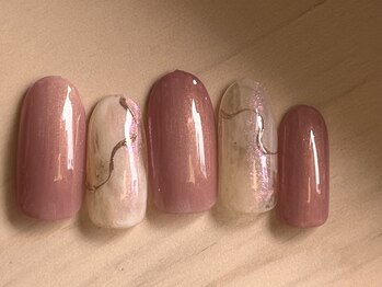 ジジ(Gigi)/季節限定シンプルネイル