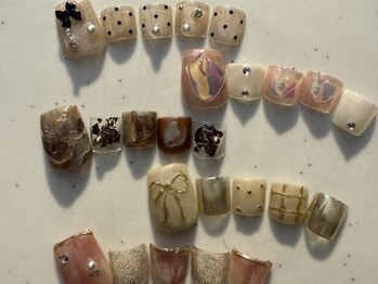 ネイルサロン マーノ(nail salon mano)の写真/サンダルの季節に＊美しい足元で、あなたの魅力を引き出します♪フットネイルは"nail salon mano"で!