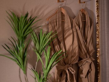 スパアウラ(SPA AuRA)/タイ古式/アロマ/ヘッドスパ