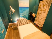 あおば鍼灸整骨院の雰囲気（海をイメージした院内☆）