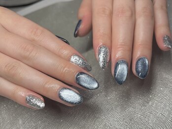 キラキラネイル