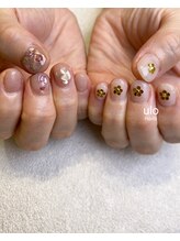 ウロネイルズ(ulo nails)/お花ホロネイル