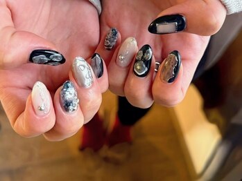 イル(ile)の写真/【オフ無料】日常にイベントに特別な日に心躍る大人女性のデザインで女子力UP★持ち込みデザインOK！