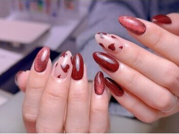 アイリス(Iris)の写真/当店人気のガラスフレンチやミラーネイル/リボンネイル有!イベントに合わせて指先から『可愛さ』を彩ります