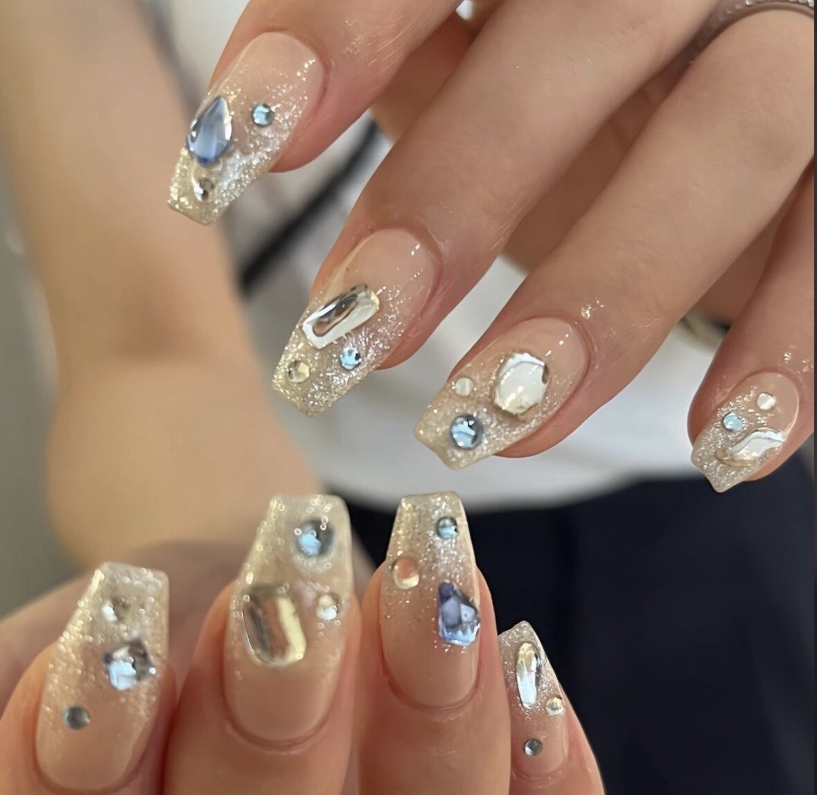 ハルナ(867)｜ホットペッパービューティー