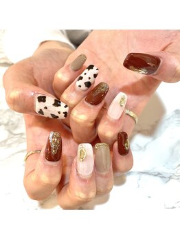 ネイルサロン マリブ(Maribu)/牛柄　ニュアンスネイル