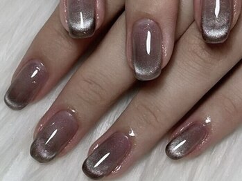 サロンド エルム(salon de elm)/マグネットフレンチネイル