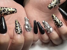 リノ(Lino)/レオパード柄ネイル