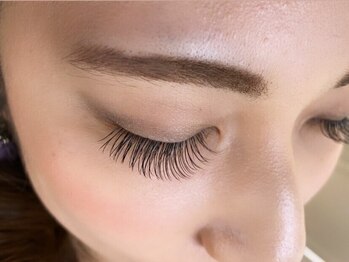 アネラ(ANELA)の写真/雰囲気x接客x技術どれをとっても満足度◎あなたらしさを輝かせる美しい目元をご提案♪盛れるEYEもお任せ☆