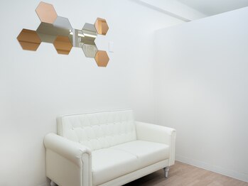 ビーホワイト 名古屋金山店(BE WHITE)/【ホワイトニング】店内