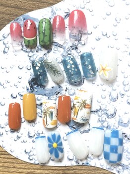 アロハナ(Alohana)の写真/【赤羽駅徒歩4分】安いサロンにはない手描きアートの高技術◎フットとのお揃いネイルもオススメです♪