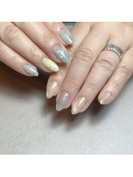 ムー(moo)/すずらんネイル