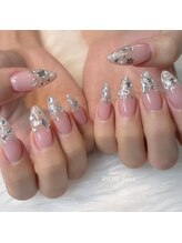 リッシュ ドゥ(RICHE deux)/キラキラ冬ネイル