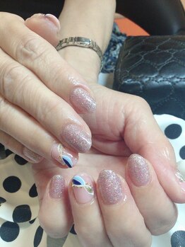 メグ ネイル(megu)/