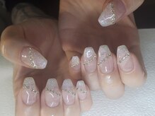 マニル アンド ネトラ(manil & netola)/斜めフレンチ+ストーンライン